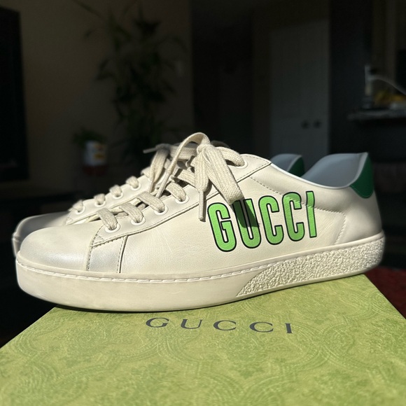 Gucci x Pablo Delcielo Off-White Strawberry Ace Sneakers - Picture 4 of 16